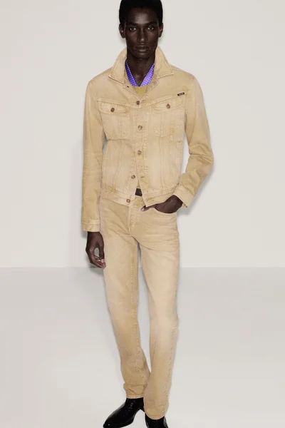 Look 15